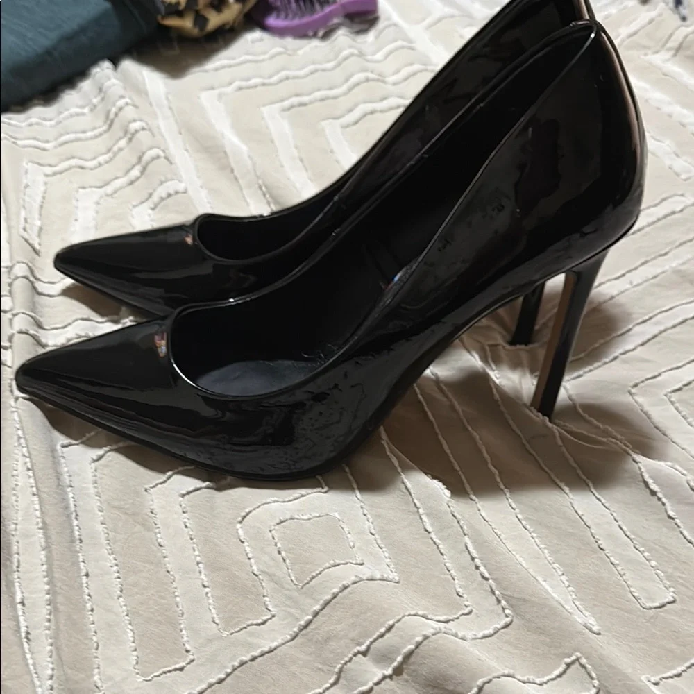 Express Black Classic Heels for Formal Occasions - Picture 3 of 8